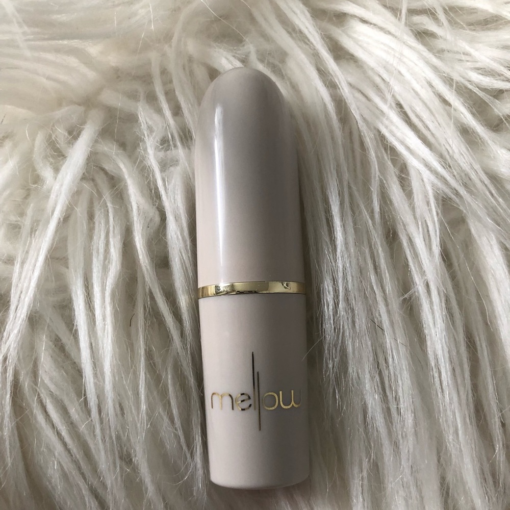 Mellow pink lipstick